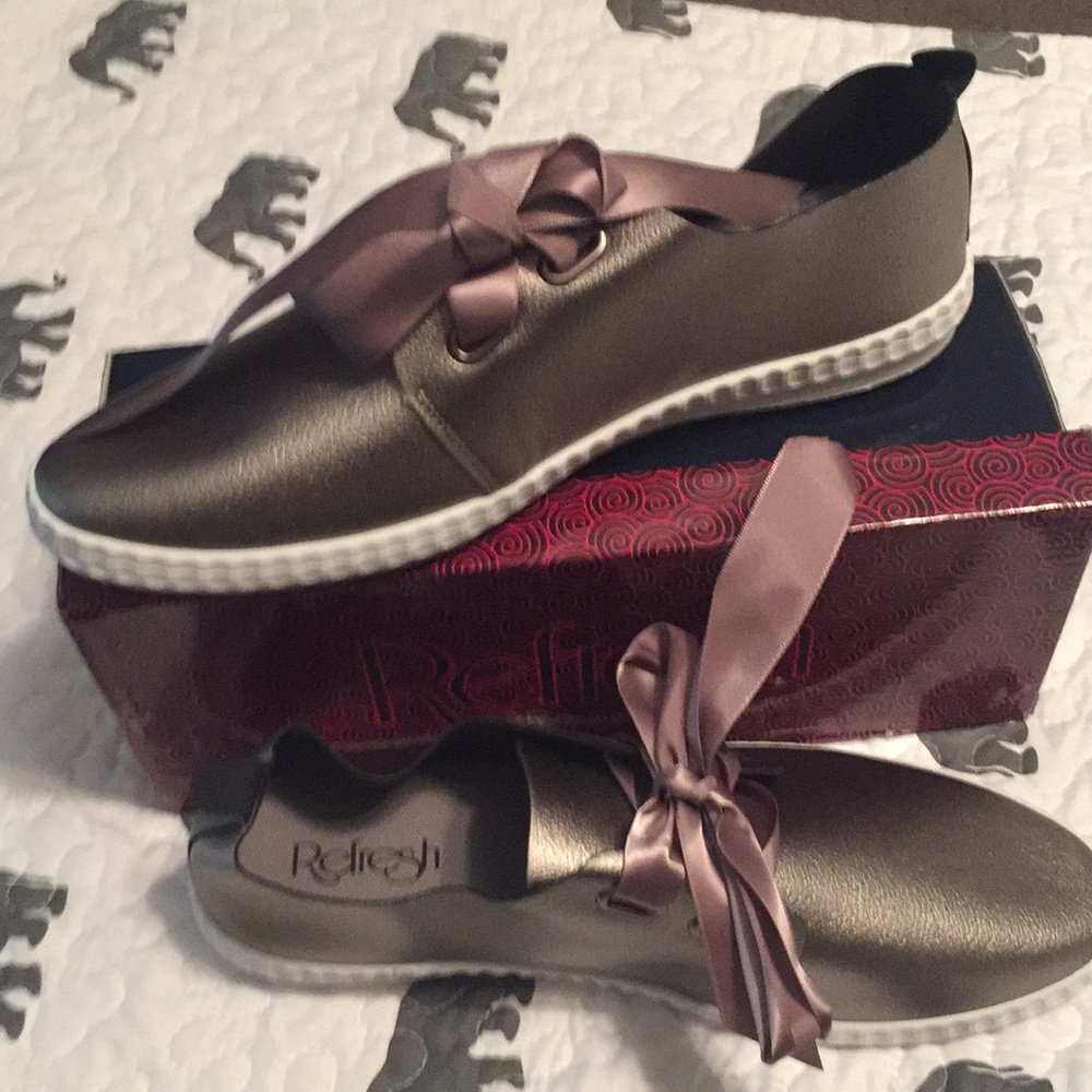 Refresh Ribbon Lace Sneakers- Macy